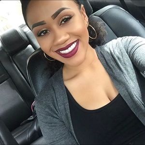 Meet your Posher, Erica